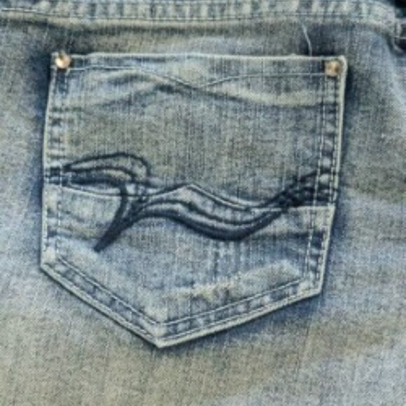 Junior's Bongo denim short's - Picture 5 of 8